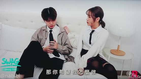 女校生集体作弊娜娜用身体解决此事